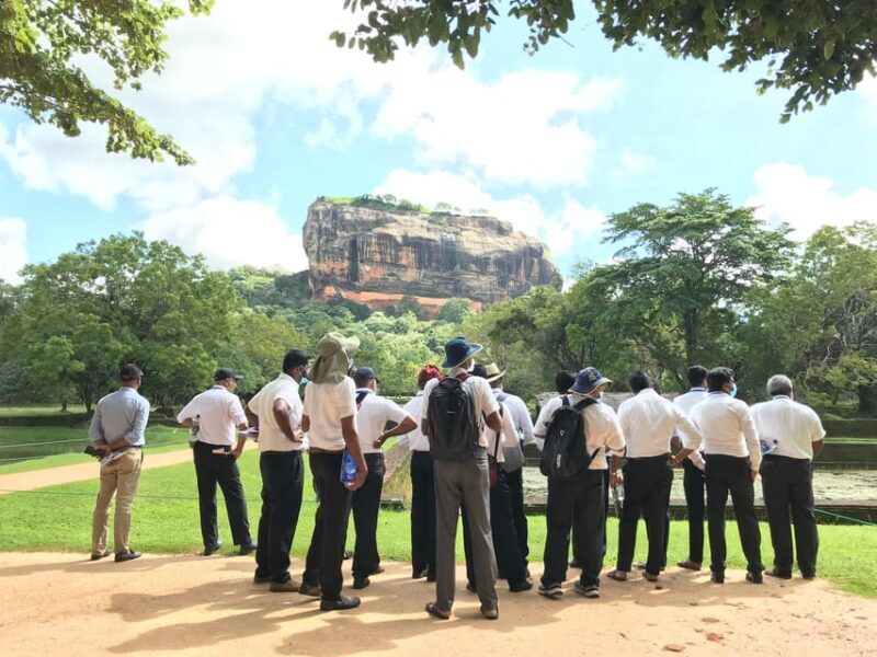 From Colombo: Sigiriya and Dambulla Guided tour with Safari - FAQ