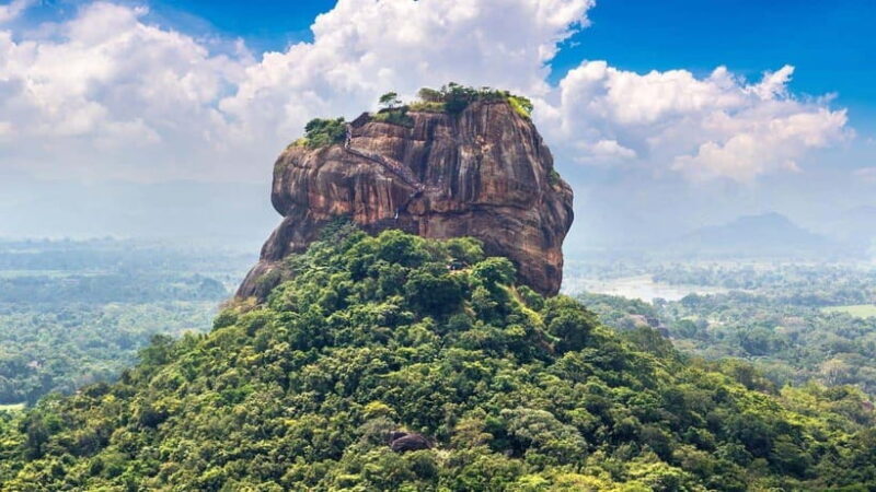 From Colombo: Sigiriya & Dambulla excursion with a Safari - Exploring the Cultural Triangle in a Day