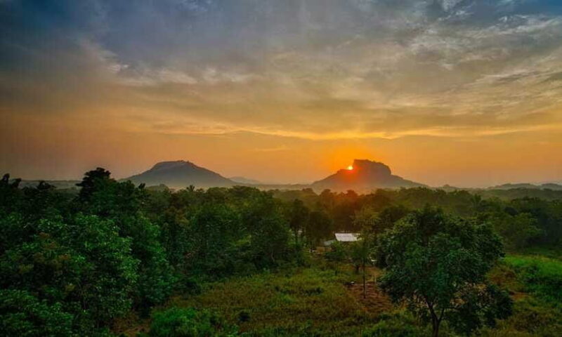 From Colombo: Sigiriya Rock Sunrise Climb with Dambulla - What’s Included and What’s Not