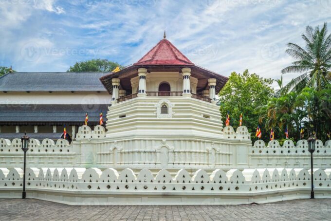 From Colombo to Kandy Day Trip by Private Transportation - Pinnawala Elephant Orphanage