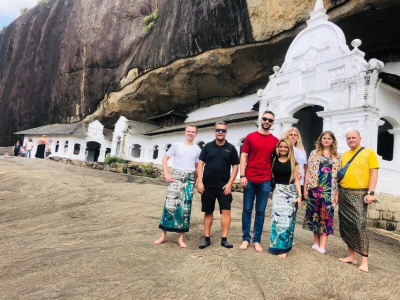 From Colombo to Sigiriya and Dambulla Private Full-Day Tour - Itinerary Highlights