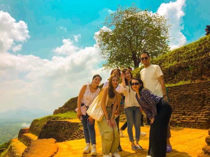 From Colombo to Sigiriya and Dambulla Private Full-Day Tour - Ascending Sigiriya