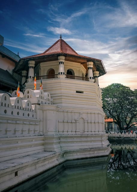 From Colombo:Colombo Airport/Negombo to Kandy Pvt Transfer - Pricing and Discounts