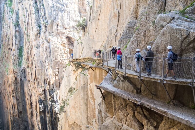 From Costa Del Sol & Malaga: Caminito Del Rey Guided Tour - Exploring the Conde De Guadalhorce Dam