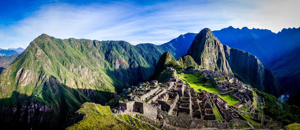 From Cusco: 6 Days / 5 Nights Waynapicchu | Humantay Lake + Hotel ** - Hiking to Humantay Lake