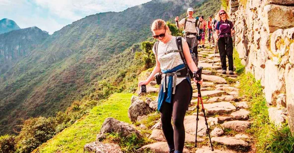From Cusco: Sacred Valley + Short Inca Trail 3D/2N - Urubamba Lunch Buffet