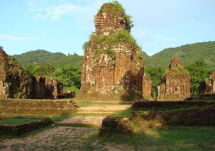 From Danang: Shuttle Bus Danang- My Son - Hoi an - Danang - My Son Sanctuary Exploration