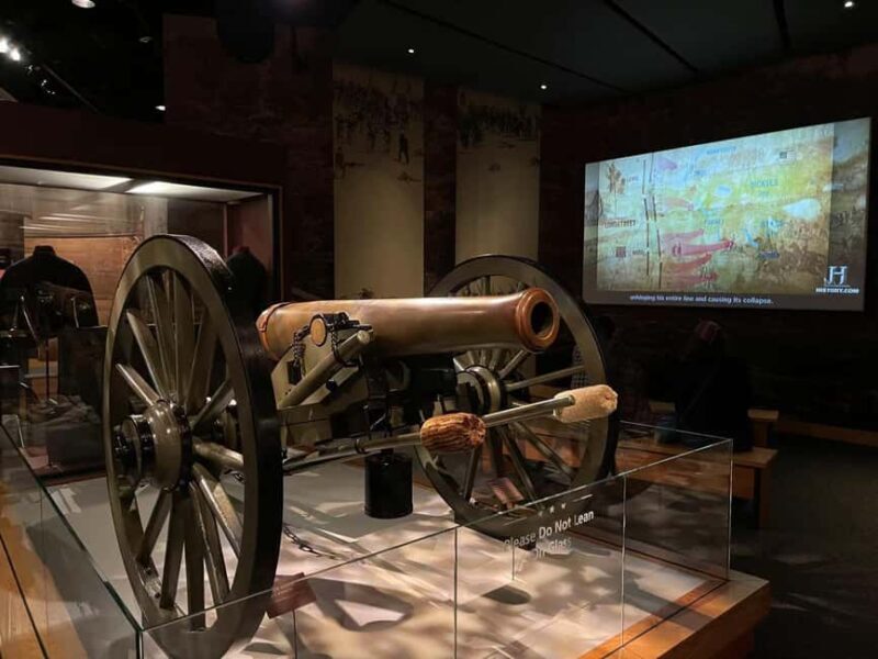 From DC: Gettysburg National Military Park Full-Day Trip - Exploring Gettysburg’s Downtown Charm