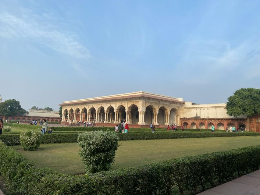 From Delhi: 2-Day Taj Mahal Sunrise Tour With Fatehpur Sikri - Itinerary Breakdown