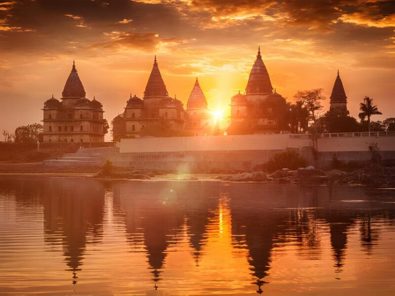 From Delhi: 2 Days Orchha and Khajuraho Tour - Transportation and Accommodation