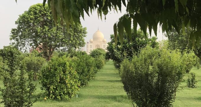 From Delhi: Agra Tour by Gatimaan Express Train - What to Bring