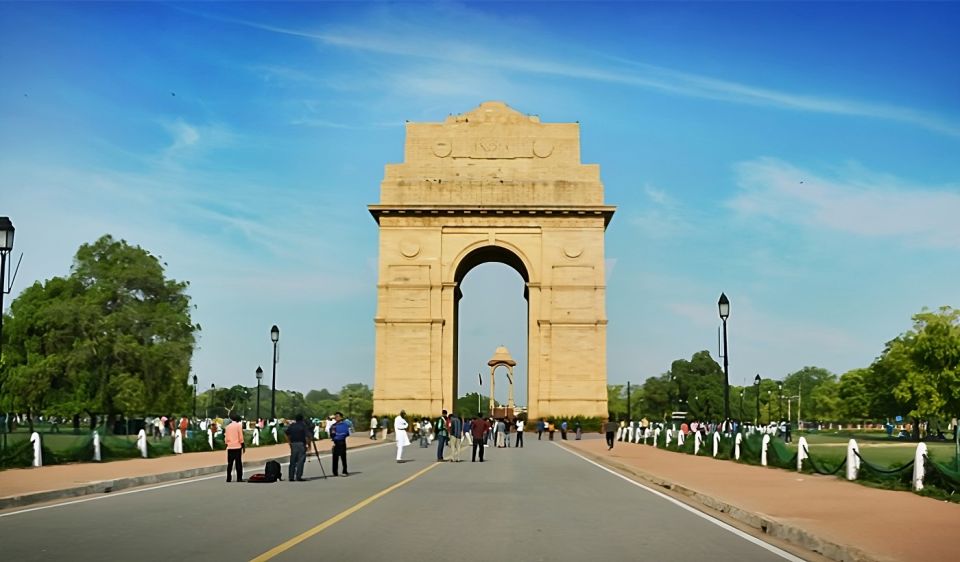 From Delhi Airport: Guided Layover Delhi City Tour - Iconic Delhi Sites