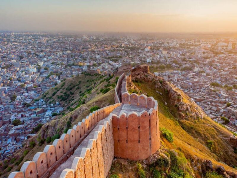 From Delhi: Jaipur Day Trip With Guide - Itinerary and Locations