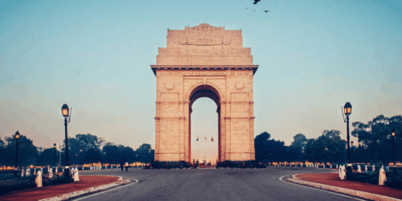 From Delhi: Private 4-Day Golden Triangle Tour - Day 1: Delhi Exploration & Agra Transit