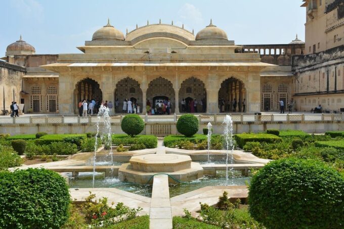 From Delhi: Private 4-Day Golden Triangle Tour With Hotels - Pickup and Drop-off Options