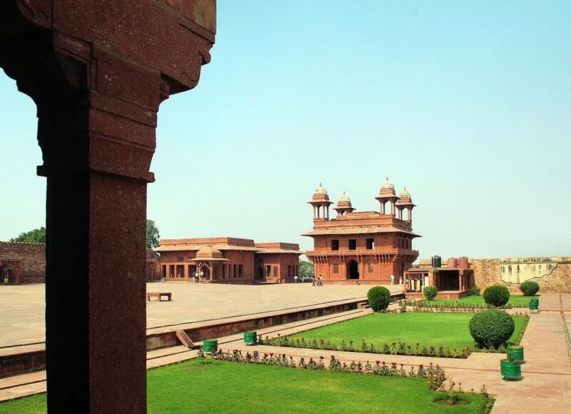 From Delhi: Private 5-Day Tiger and Golden Triangle Tour - Exploring Agra