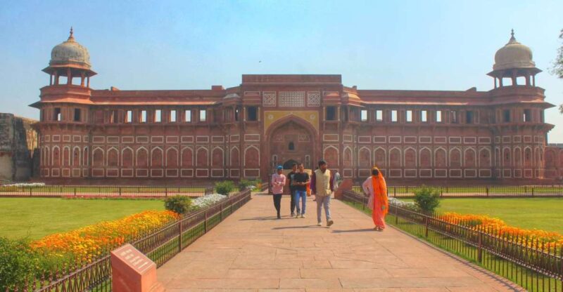From Delhi: Private Lgbtq-Friendly Taj Mahal Tour With Lunch - Itinerary Highlights