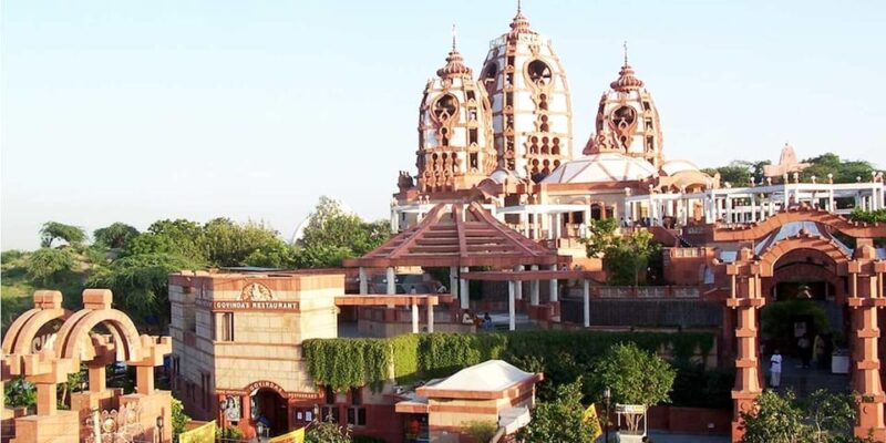 From Delhi: Private Taj Mahal and Mathura & Vrindavan Tour - Itinerary Highlights