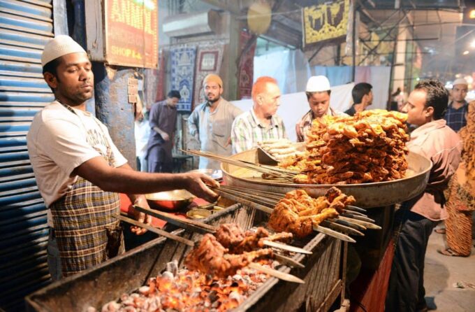 From Delhi: Same Day Delhi Famous Markets Guided Tour - The Sum Up