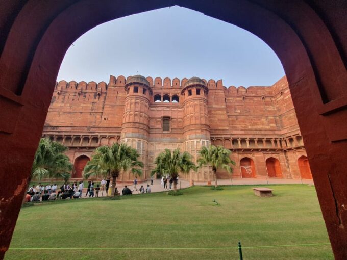 From Delhi Same Day Taj Mahal and Fatehpur Sikri Tour by Car - Frequently Asked Questions