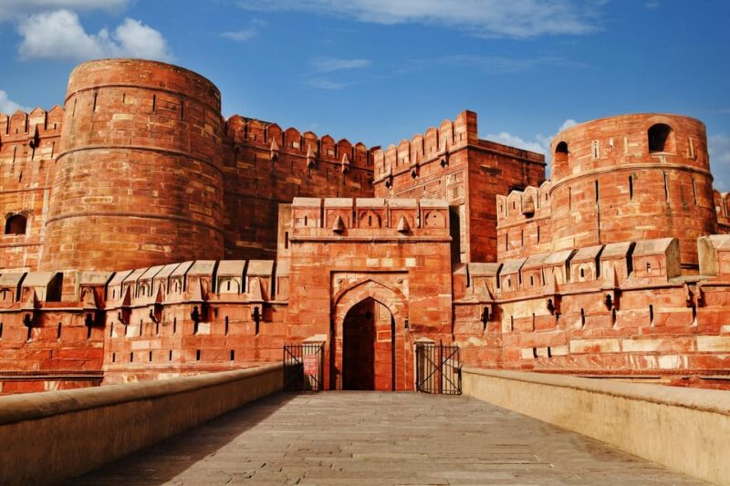 From Delhi: Sunrise Agra Tour by Car With Breakfast - Tour Features