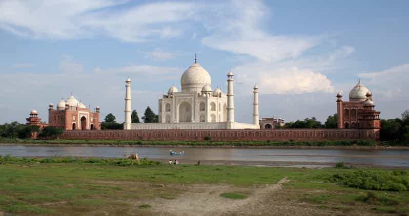 From Delhi: Sunrise Taj Mahal, Agra Fort & Baby Taj Day Trip - Itinerary Details