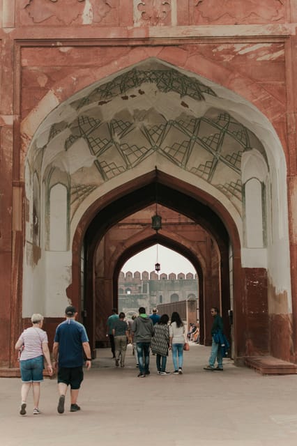 From Delhi: Sunrise Taj Mahal, Agra Fort & Baby Taj Day Trip - Key Attractions