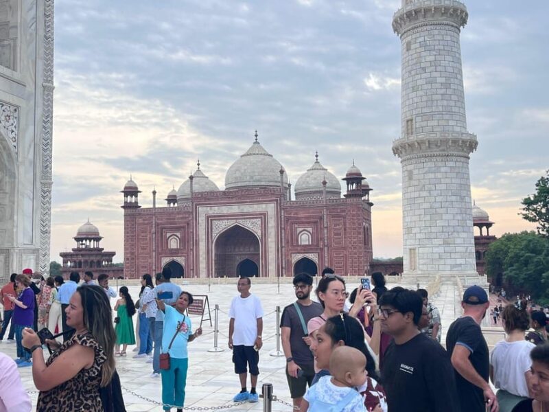 From Delhi: Sunrise Tour to Agra Treasures With Car - Pricing and Inclusions