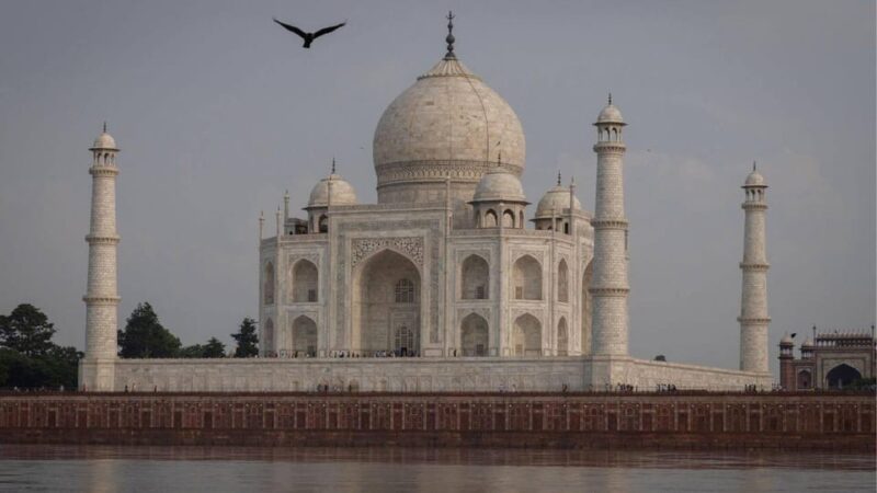 From Delhi: Taj Mahal, Agra Fort, Fatehpur Sikri 2-Day Tour - Inclusions and Amenities