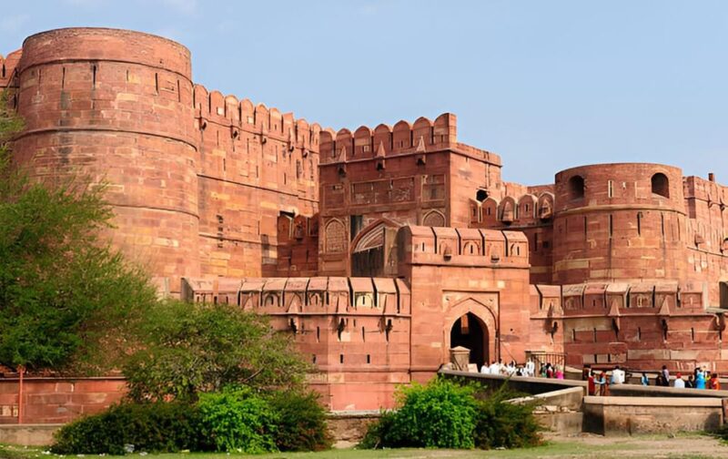 From Delhi: Taj Mahal, Agra Fort & Fatehpur Sikri Day Trip - Transportation Details