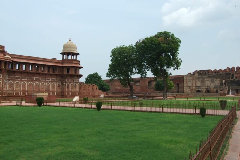 From Delhi: Taj Mahal & Agra Private Day Trip With Pick-Up. - Important Information