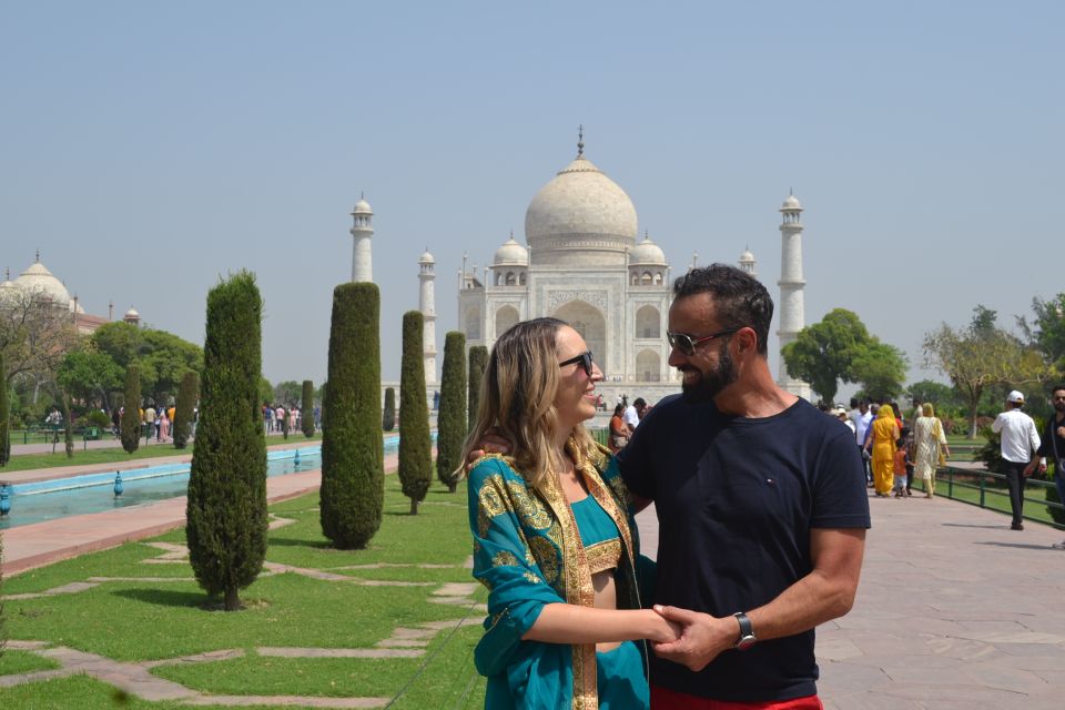 From Delhi: Taj Mahal & Agra Tour by Gatimaan Express Train - Key Points