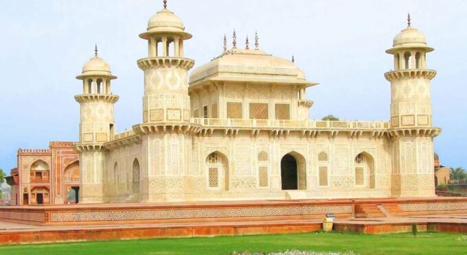 From Delhi: Taj Mahal and Agra Fort Private Sunrise Tour - The Sum Up