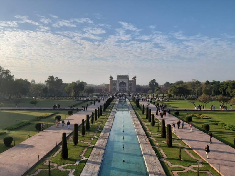 From Delhi: Taj Mahal and Agra Fort Private Sunrise Tour - Transportation and Comfort