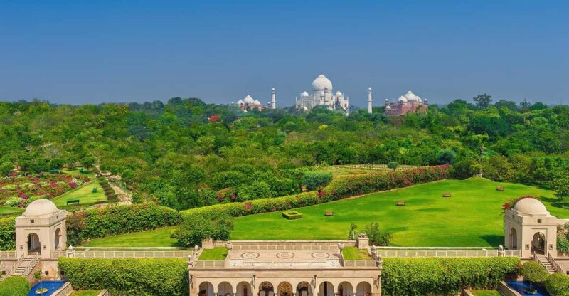 From Delhi: Taj Mahal and Agra Tour By Superfast Train - Itinerary and Experience