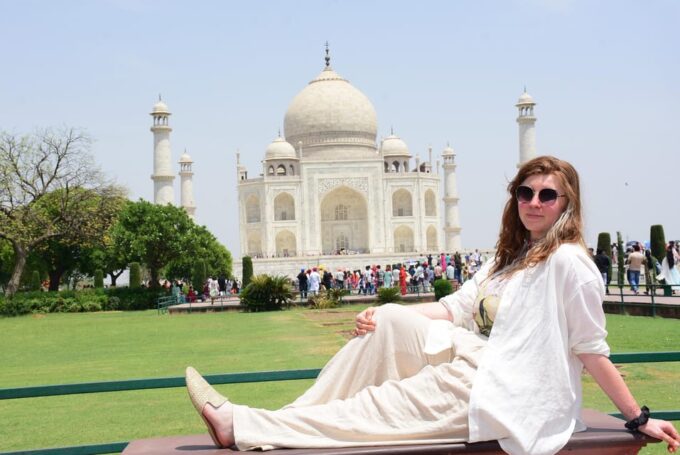 From Delhi: Taj Mahal Day Trip by High Speed Gatimaan Train - Tips for a Great Trip