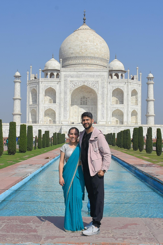 From Delhi: Taj Mahal & Fatehpur Sikri Day Tour by Car - Tour Guide Information