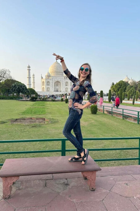 From Delhi: Taj Mahal & Fort Private Day Tour With Transfers - Local Attractions