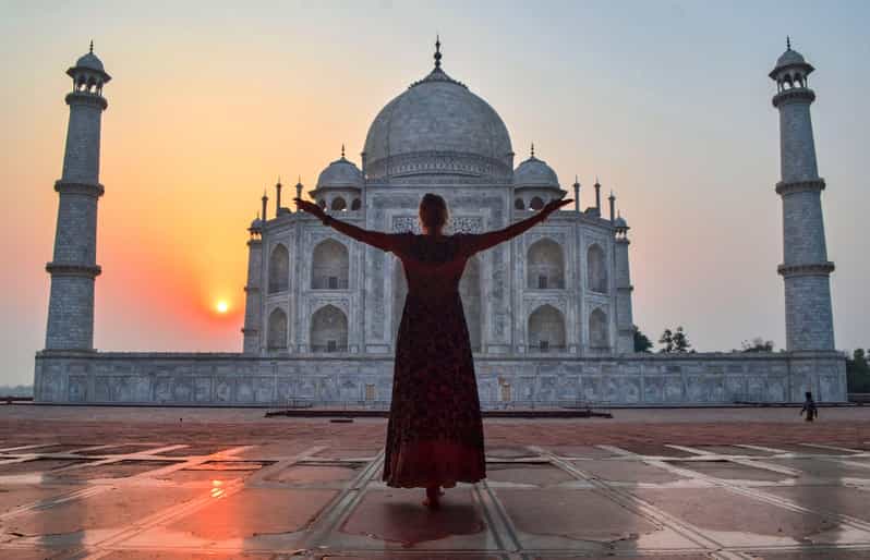 From Delhi: Taj Mahal Sunrise and Agra Fort Tour by AC Car - Itinerary Highlights
