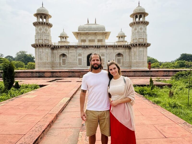 From Delhi: Taj Mahal Sunrise With Fatehpur Sikri in 2 Days - Day 2: Visiting Taj Mahal and Fatehpur Sikri