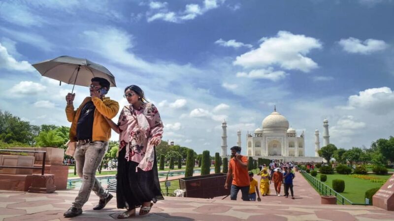 From Delhi: Taj Mahal Tour With Lunch at 5-Star Hotel - Good To Know
