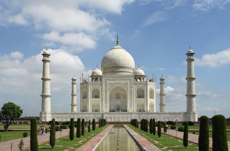 From Delhi :- Taj Mahal Tour With Private Guide By Car - Accessibility Features