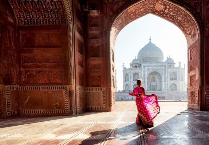 From Delhi:Overnight Taj Mahal Tour by Car With 5-Star Hotel - Accommodation and Meals