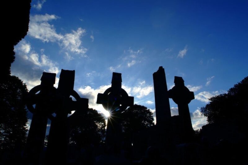 From Dublin: Belfast, Monasterboice & Birthplace of Titanic - Highlights of Belfast