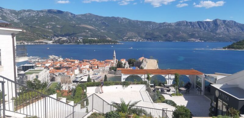 From Dubrovnik: Perast, Kotor & Budva Small-Group Day Trip - Guides and Commentary