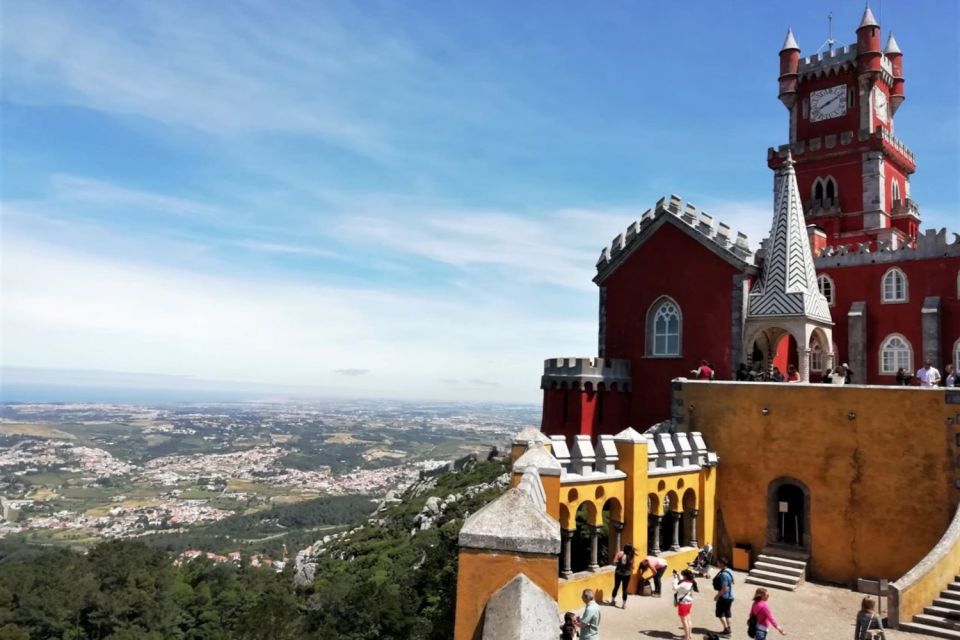 From Fátima: Sintra, Lisbon, and Cascais Private Tour - Visiting Sintra