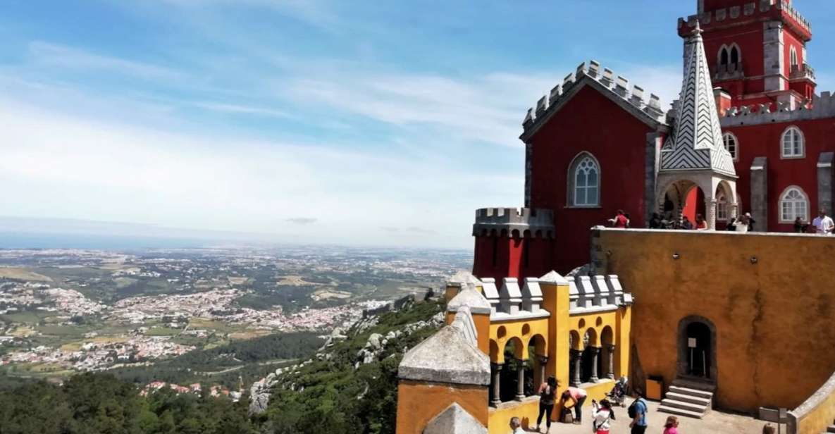 From Fátima: Sintra, Lisbon, and Cascais Private Tour - Exploring Cascais