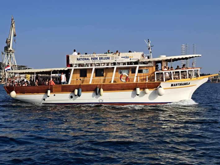 From Fazana: Dolphin watching sightseeing cruise at sunset - The Itinerary Breakdown