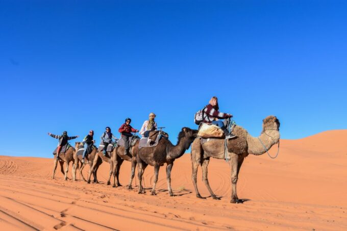 From Fes: 3 Days and 2 Nights Desert Trip to Marrakech - Packing Essentials