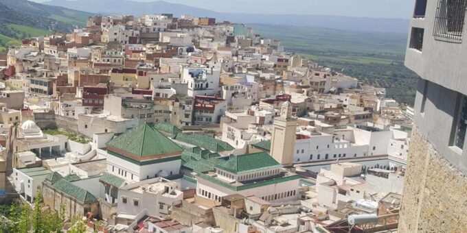 From Fes : Volubilis, Moulay Idriss & Meknes Day Trip - Meals and Refreshments